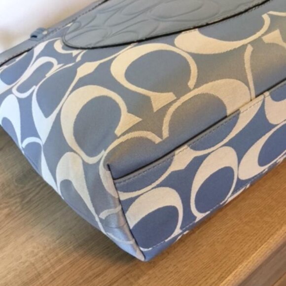 COACH Laura 18335 Large Tote Bag Blue Signature C Canvas and Leather NWOT - Picture 8 of 11